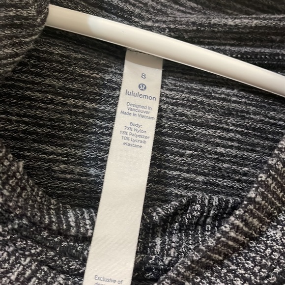 Lululemon Healthy Heart pullover - Picture 2 of 4